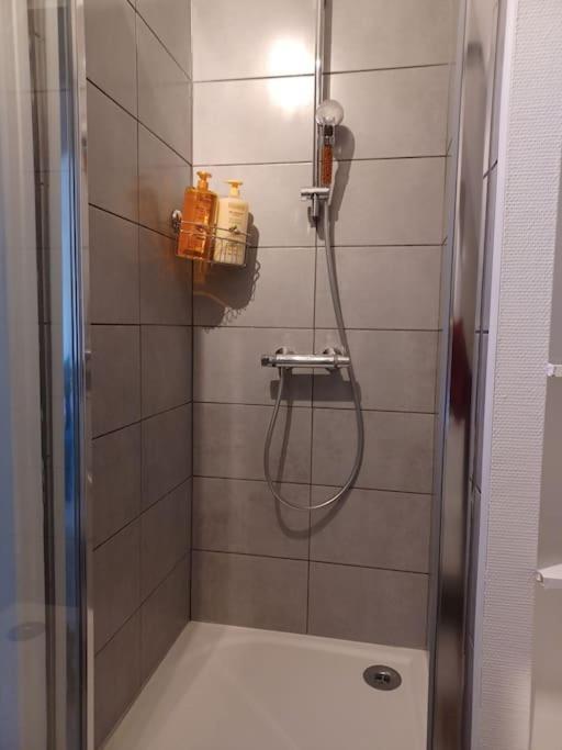 Le Citadin Aeroport Beauvais Paris Apartment ภายนอก รูปภาพ